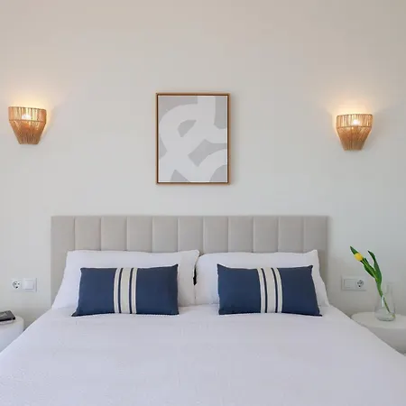 Seafront Views In Sant Antoni Apartament
