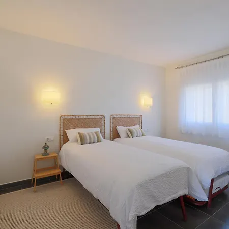 Seafront Views In Sant Antoni Apartament Calonge (Catalonia)